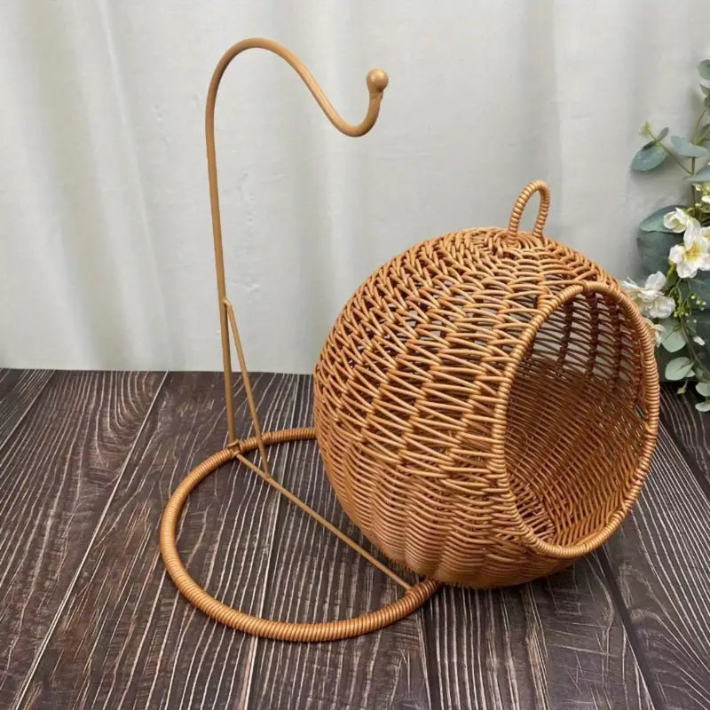 Cage pour chat en rotin imitation - Nid pour chat suspendu avec design semi-fermé