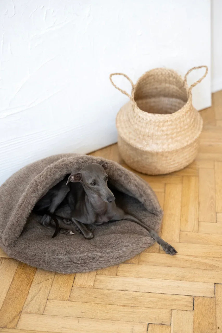 Grotte en Laine Naturelle pour Animaux – Beige | Fait main en Pologne